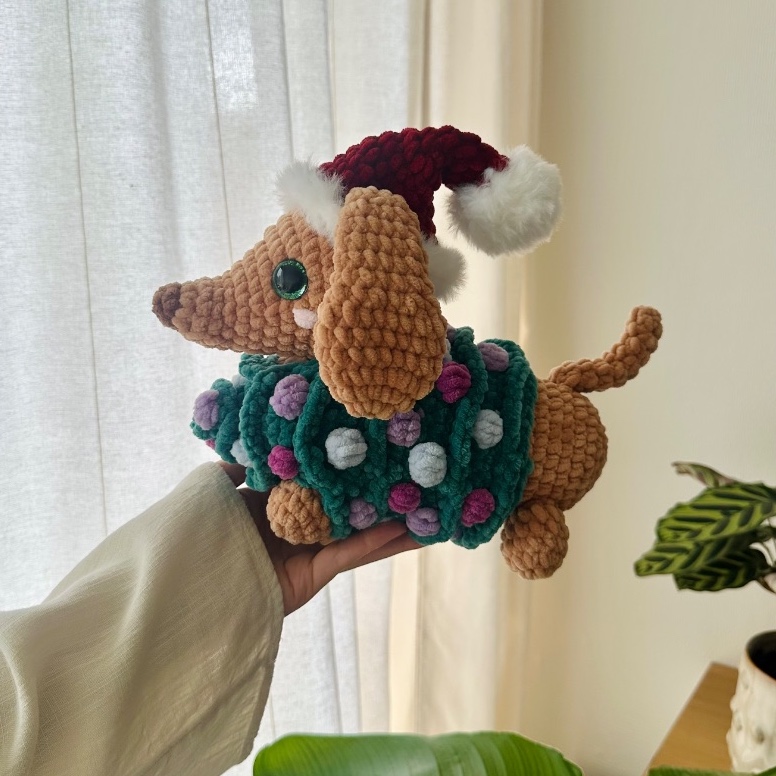 Christmas dog crochet pattern photo 1 of 5 by Crochet by Mette
