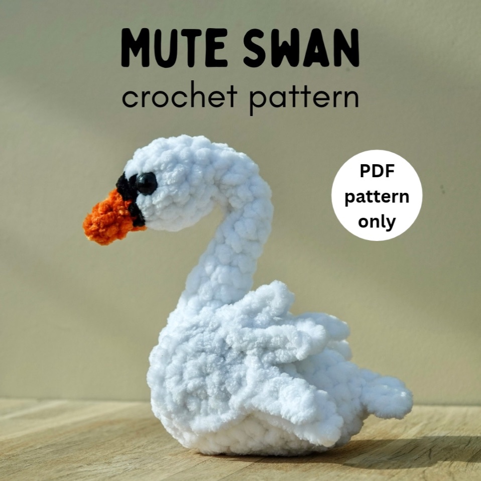Mute Swan photo 1 of 4 by Stitches and a Needle